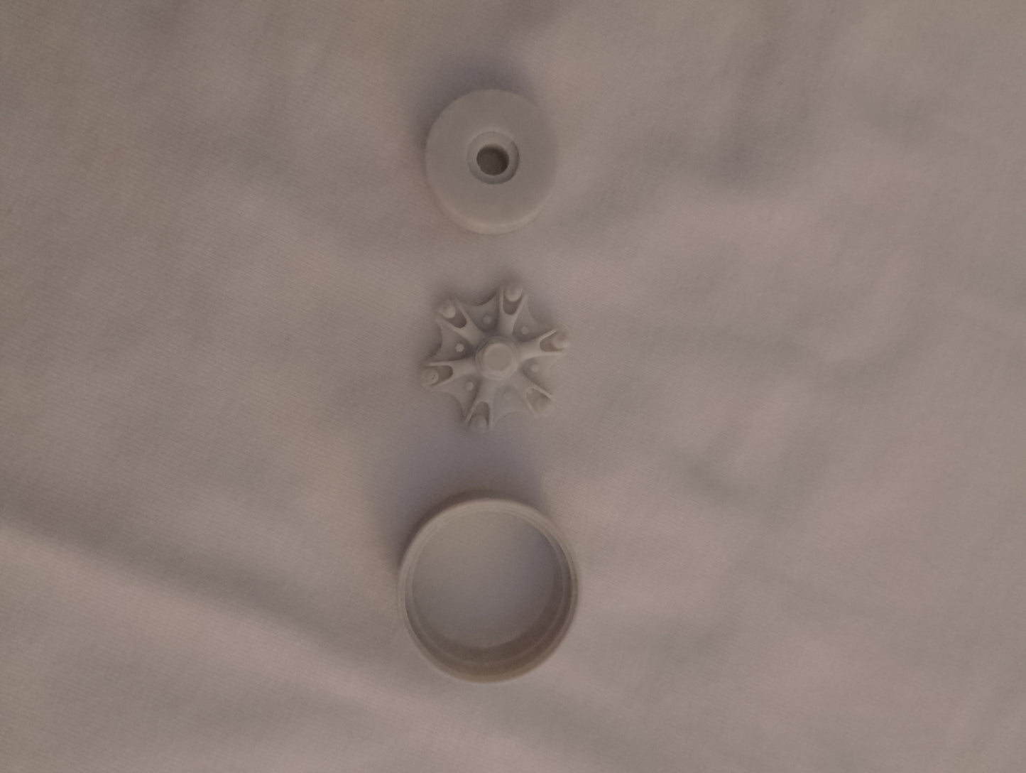 1 pair of 1/25 6 stud steer hubs and rims (Malco style)