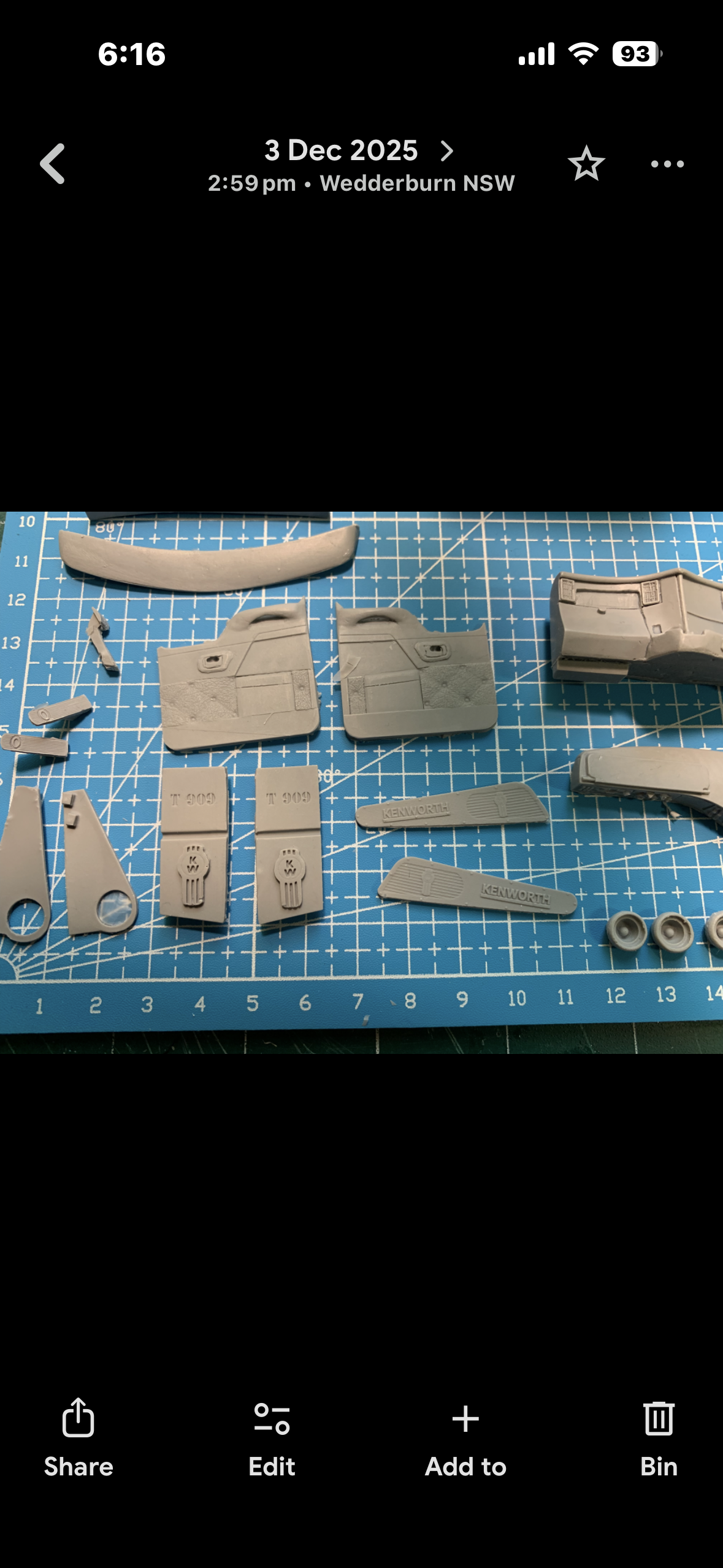 1/25 Kenworth T909 day cab conversion kit.
