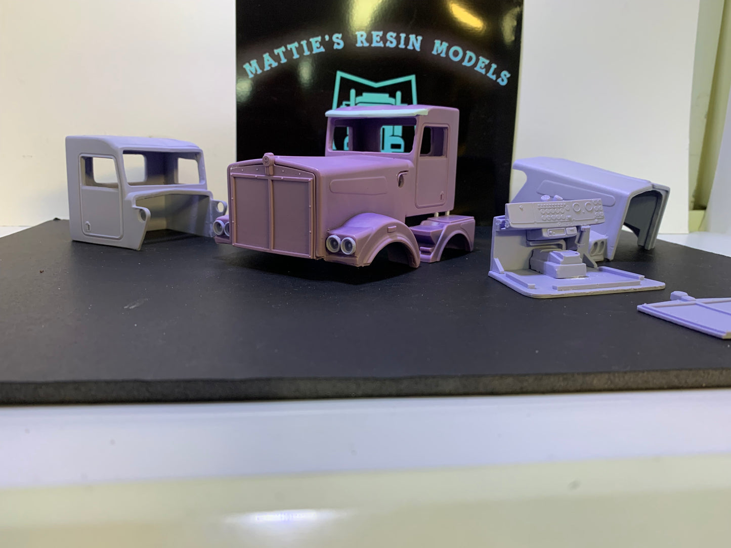 1/25 Kenworth C510 twin steer cab kit