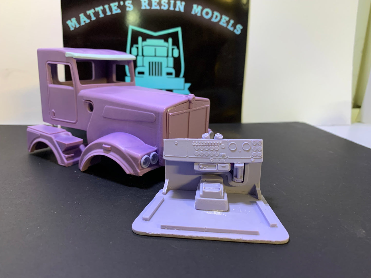 1/25 Kenworth C510 twin steer cab kit