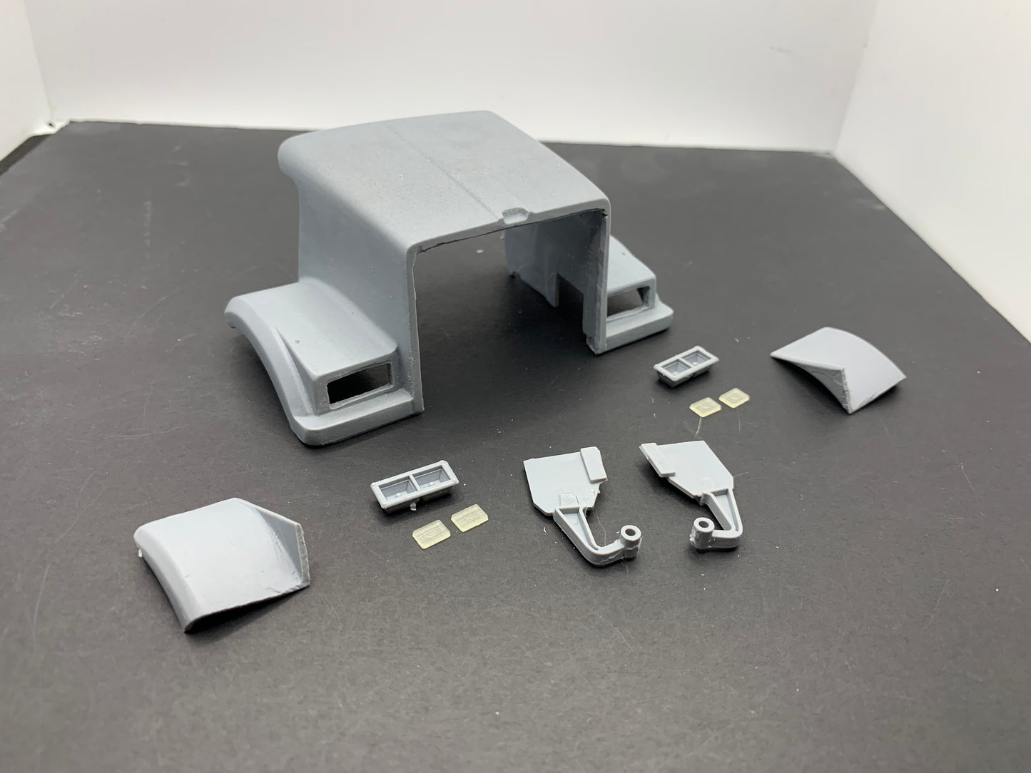 1/24 Western Star 4864FX HiVis Hood conversion kit