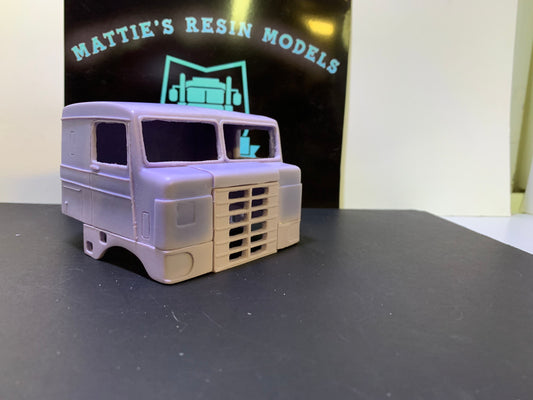 1/25 Kenworth 1955 bullnose cab kit