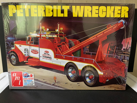 AMT Peterbilt 359 wrecker