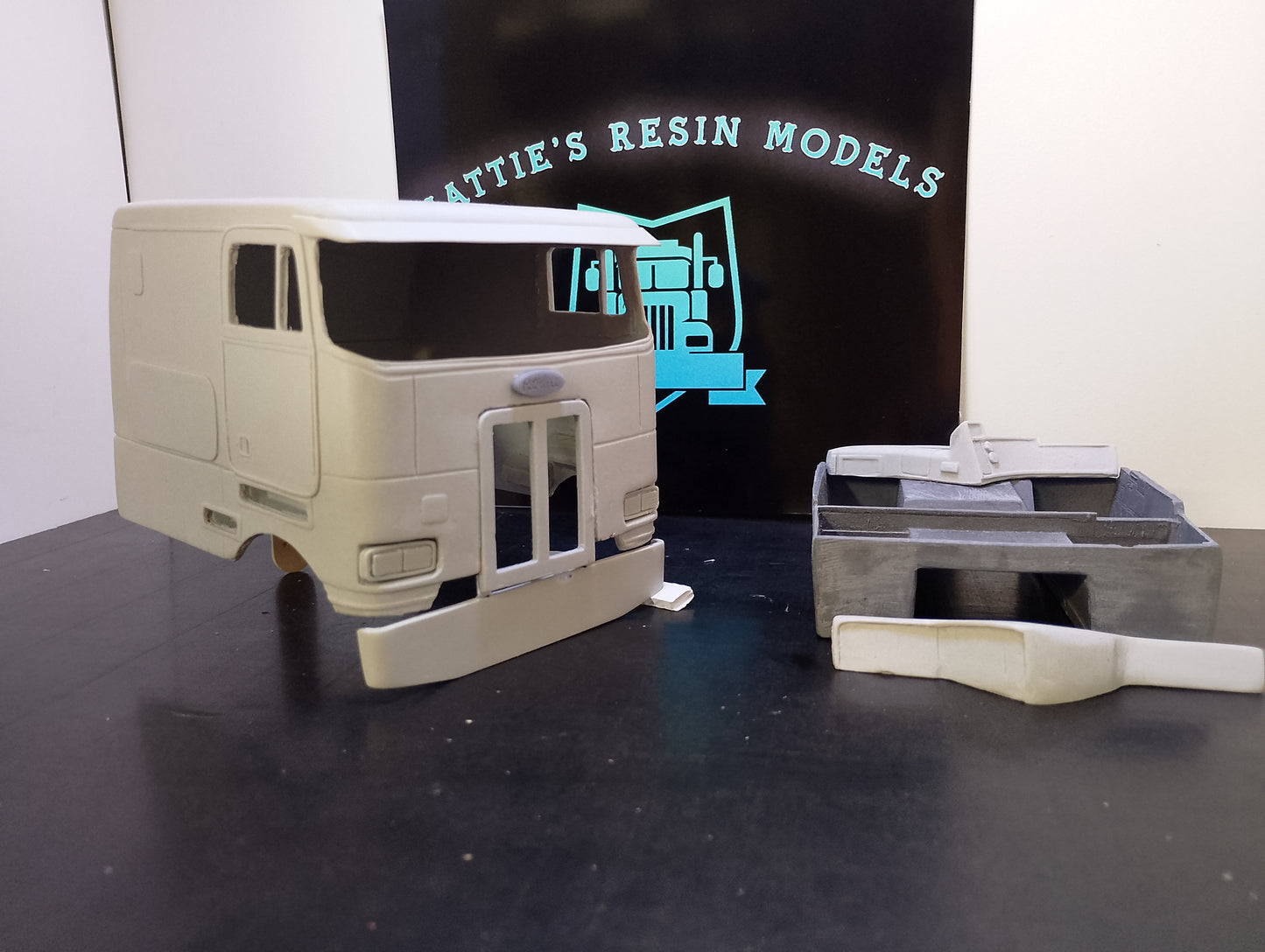 1/25 Peterbilt 362 RHD & LHD