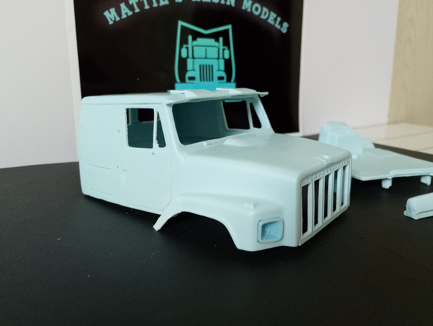 1/25 International S line Australian version (wide body) sleeper cab