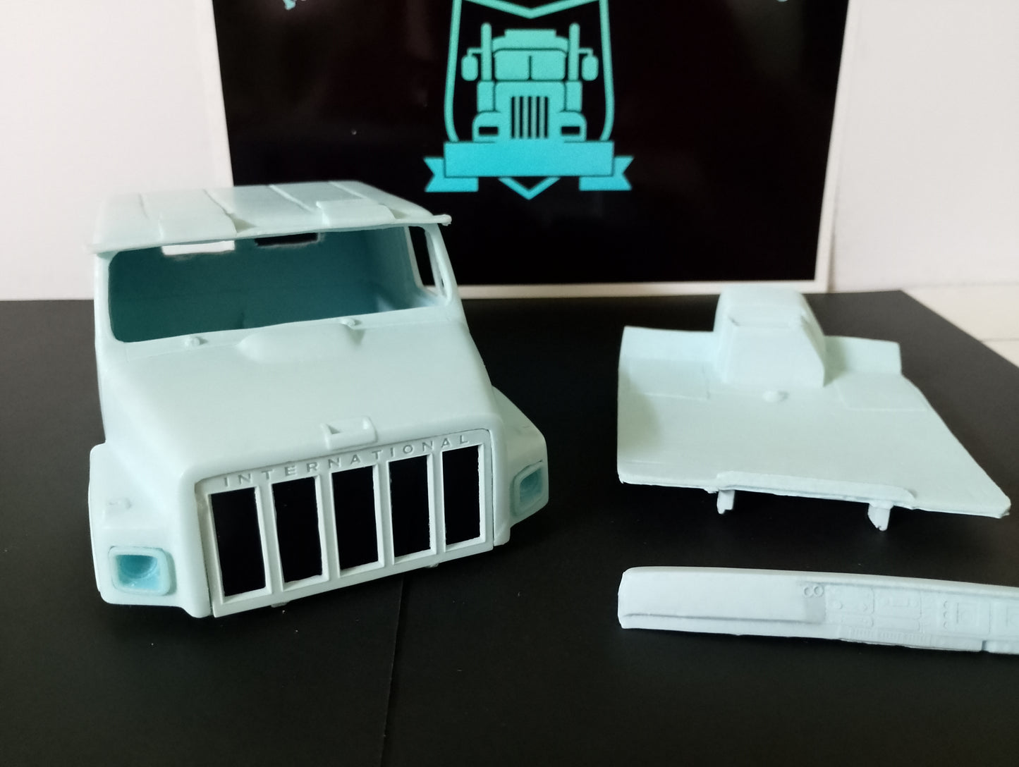 1/25 International S line Australian version (wide body) sleeper cab