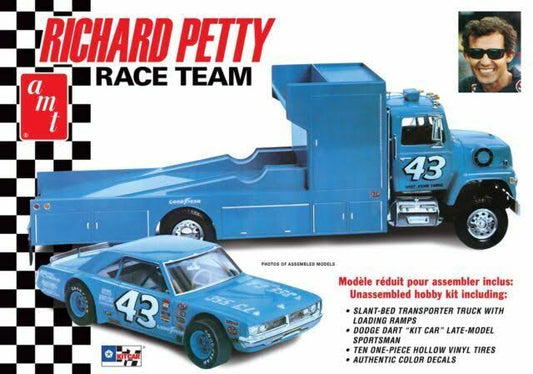 1/25 AMT Richard Petty Race team kit new sealed in box