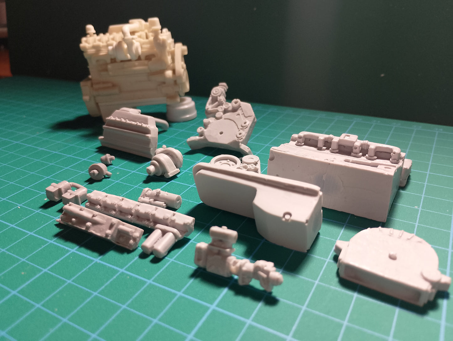 1/25 Cummins KTA engine kit